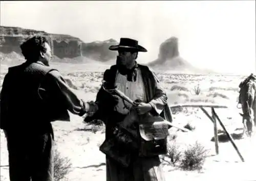 Foto Schauspieler Szene aus Westernfilm