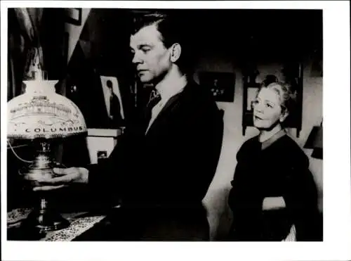 Foto Filmszene, Glücksspiel des Lebens, Schauspieler Joseph Cotten und Spring Byington