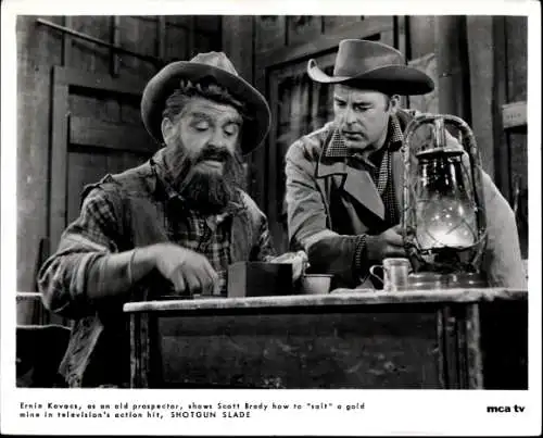 Foto Filmszene "Shotgun Slade", USA 1959, Filmszene mit Ernie Kovacs und Scott Brady