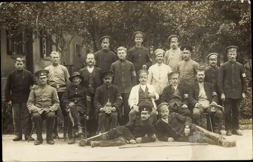Foto Ak Kriegsgefangene Russen, Gruppenportrait, I. WK