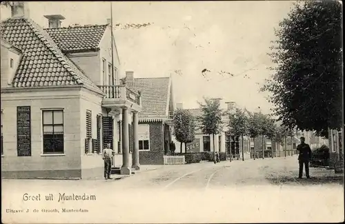 Ak Muntendam Groningen, Straßenpartie, Geschäftshaus