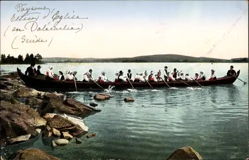 Ak Schweden, Menschen beim Rudern, Schwedische Volkstracht