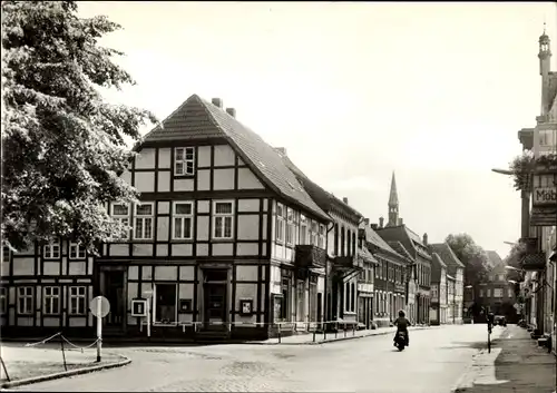 Ak Dömitz an der Elbe Mecklenburg, Straße der Völkerfreundschaft, Möbelhandlung