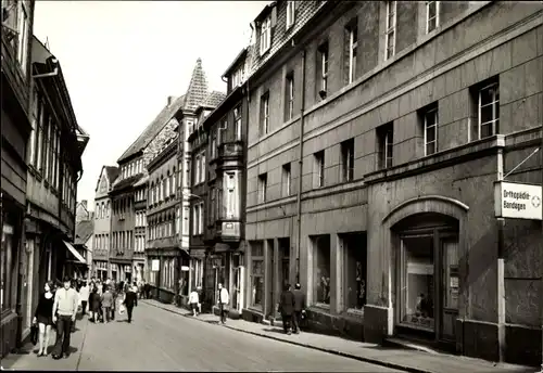 Ak Blankenburg am Harz, Lange Straße, Geschäfte, Passanten