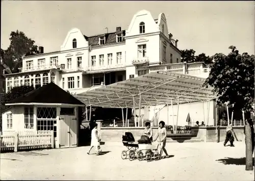 Ak Ostseebad Bansin Heringsdorf auf Usedom, FDGB Erholungsheim Josef Orlopp, Mütter mit Kinderwagen