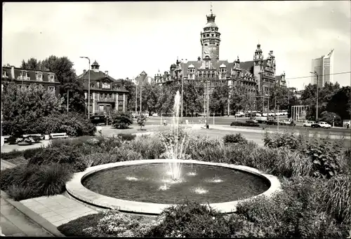 Ak Leipzig in Sachsen, Neues Rathaus, Springbrunnen