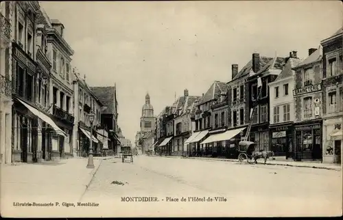 Postkarte Montdidier-Somme, Place de l&#39;Hotel de Ville