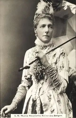 Ak Königin Marie Henriette von Belgien, Portrait, Schirm