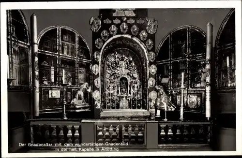 Ak Altötting in Oberbayern, Heilige Kapelle, Gnadenaltar mit den wundertätigen Gnadenbild