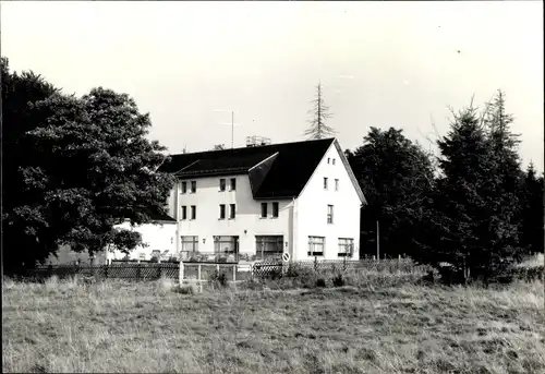 Foto Ak  Friedrichroda im Thüringer Wald, Gebäude