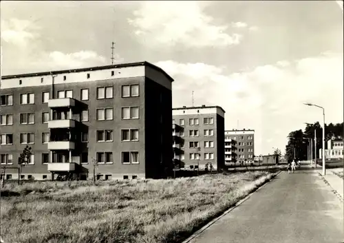 Ak Seelingstädt in Thüringen, Braunichswalder Straße, Wohnblöcke