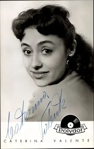 Ak Schauspielerin und Sängerin Caterina Valente, Polydor Schallplatten, Portrait, Autogramm