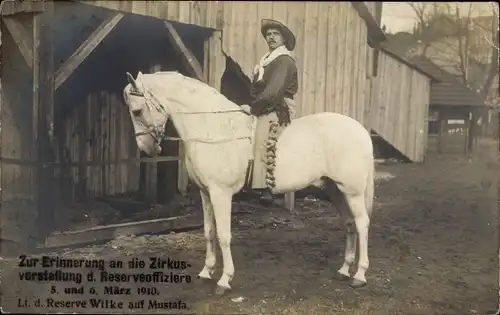 Foto Ak Zirkusvorstellung der Reserveoffiziere 1910, Lt. der Reserve Wilke aus Mustafa