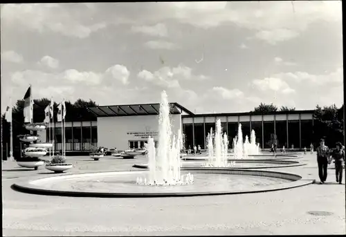 Foto Ak Erfurt in Thüringen, IGA, Springbrunnen