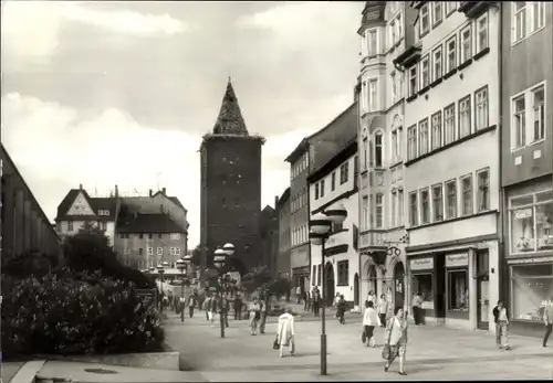 Ak Jena in Thüringen, Johannisstraße, Johannistor, Passanten