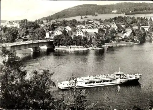 Ak Saalburg in Thüringen, Stausee der Bleiloch Saaletalsperre, Ausflugsschiff, Brücke