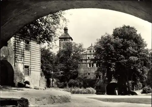 Ak Ranis in Thüringen, Burg Ranis, Museum, HO Gaststätte, Burghof