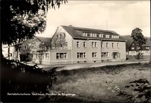 Ak Holzhau Rechenberg Bienenmühle Erzgebirge, Betriebsferienheim Teichhaus, Außenansicht