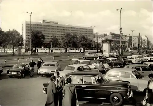 Ak Leipzig in Sachsen, Hotel Stadt leipzig, Parkplatz