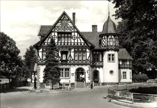 Ak Bad Liebenstein im Wartburgkreis, Postamt, Fachwerkhaus