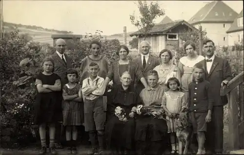 Foto Ak Bad Kissingen Unterfranken Bayern, Familiengruppenfoto