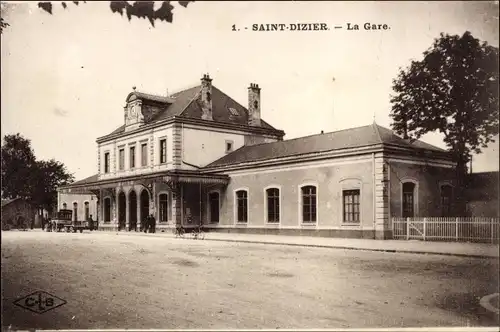 Ak Saint Dizier Haute Marne, der Bahnhof