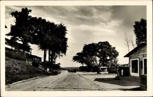Ak Ostseebad Kölpinsee auf Usedom, Straßenpartie
