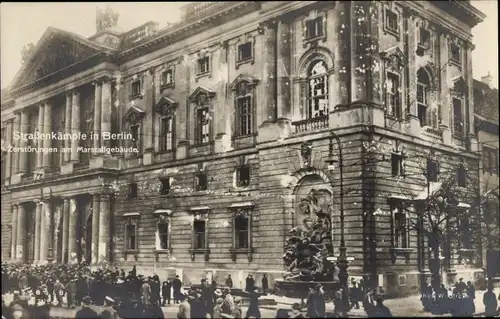 Ak Berlin Mitte, Straßenkämpfe 1919, Zerstörungen am Marstallgebäude