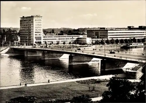 Ak Frankfurt am Main, Friedensbrücke mit AEG Hochhaus