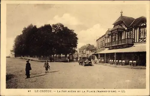 Ak Le Crotoy Somme, La Pontoniere, Place Jeanne d&#39;Arc