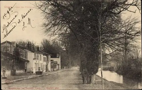 Ak Wassy Haute-Marne, Quai des Promenades