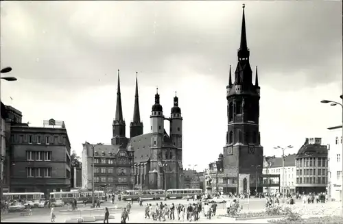 Ak Halle an der Saale, Marktplatz, Kirche, Turm