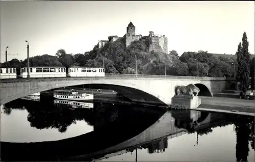 Ak Giebichenstein Halle an der Saale, Burg, Brücke, Straßenbahn