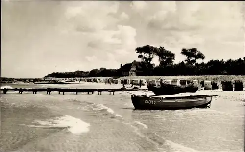 Ak Ostseebad Zingst, Strand, Boote, Strandkörbe