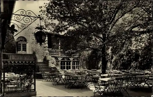 Ak Bad Kösen Naumburg an der Saale, Rudelsburg, Im Burghof