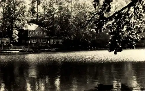 Ak Glauchau in Sachsen, Gründelhaus, Teich