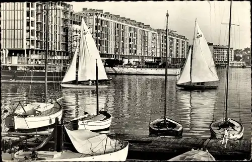 Ak Toulon Var, Der neue Quai Stalingrad