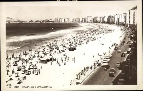 Ak Rio de Janeiro Brasilien, Praia de Copacabana, Strandpartie