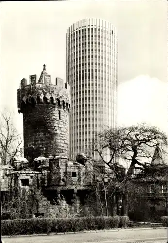Ak Jena in Thüringen, Pulverturm Stadtbefestigung, Neubauten Universitäts- + Forschungshochhäuser