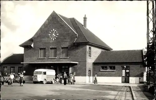 Ak Longpré les Corps Saints Somme, Der Bahnhof