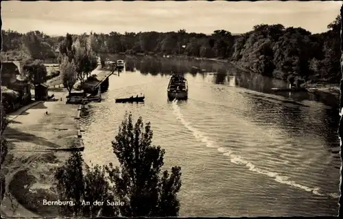 Ak Bernburg an der Saale, Partie an der Saale