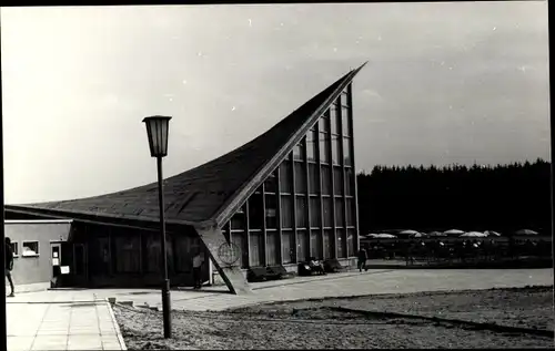Ak Hohenfelden Weimarer Land, Stausee, Blick zum Gebäude