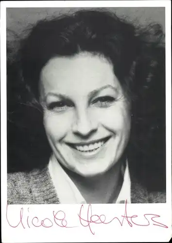 Ak Schauspielerin Nicole Heesters, Portrait, Autogramm