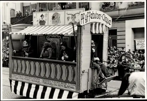 Foto Ak Schweiz ?, Karnevalsumzug 1947, Pfyffebutzer Clique