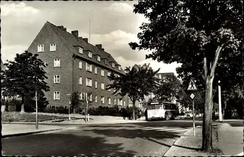 Ak Itzehoe in Holstein, Langer Peter, Straßenansicht