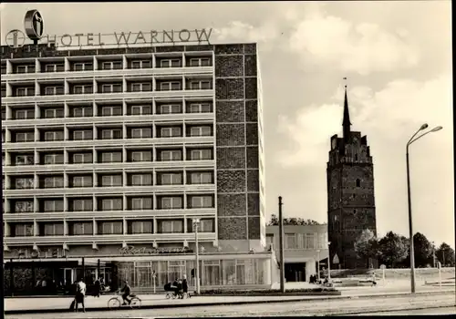 Ak Rostock in Mecklenburg, Interhotel Warnow, Kröpeliner Tor