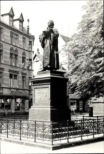 Foto Erfurt in Thüringen, Lutherdenkmal an der Kaufmannskirche