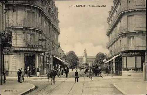 Ak Troyes Aube, Avenue Doublet, Basar