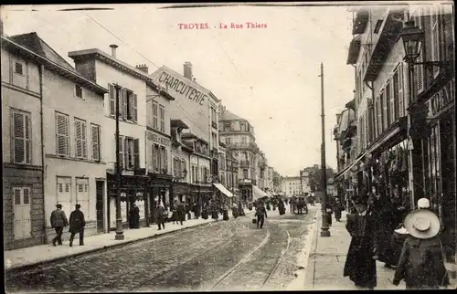 Ak Troyes Aube, La Rue Thiers, Charcuterie