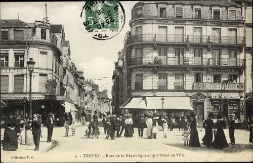 Ak Troyes Aube, Rues de la République und de l&#39;Hotel de Ville